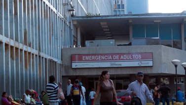 Liberados médicos detenidos por dejar pinza en cuerpo de paciente