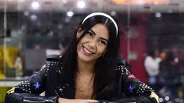 ¡Renovada!: Annybell prepara "Cosmos", su primer disco