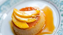 Flan de mango para aprovechar la temporada