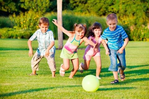 Prevenir la obesidad infantil, una tarea en familia Prevenir la obesidad infantil, una tarea en familia