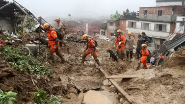 Al menos 18 muertos por las fuertes lluvias en Río de Janeiro Al menos 18 muertos por las fuertes lluvias en Río de Janeiro