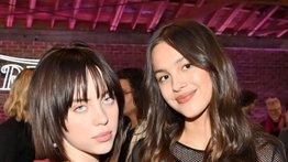 "Billie Eilish y Olivia Rodrigo podrían triunfar en los Grammy"