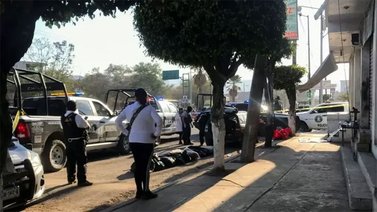 Hallan seis cadáveres mutilados dentro de un carro en México