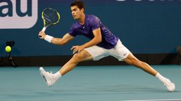 Alcaraz vence a Kecmanovic y jugará las semifinales de Miami