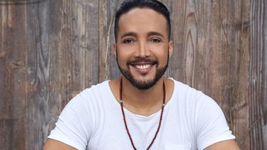 Douglas Bernal enseña a vivir conscientemente