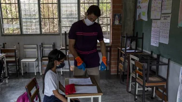 Deserción estudiantil se ralentiza y mejora la presencia de alumnos en clases