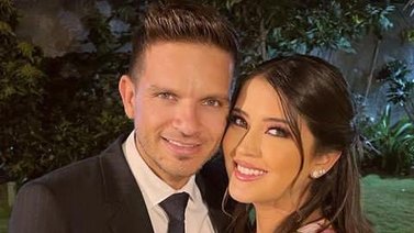 Omar Acedo comparte imágenes del nacimiento de su hija Danna