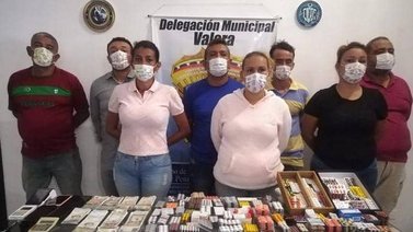 Desmantelan banda dedicada a vender medicina de contrabando