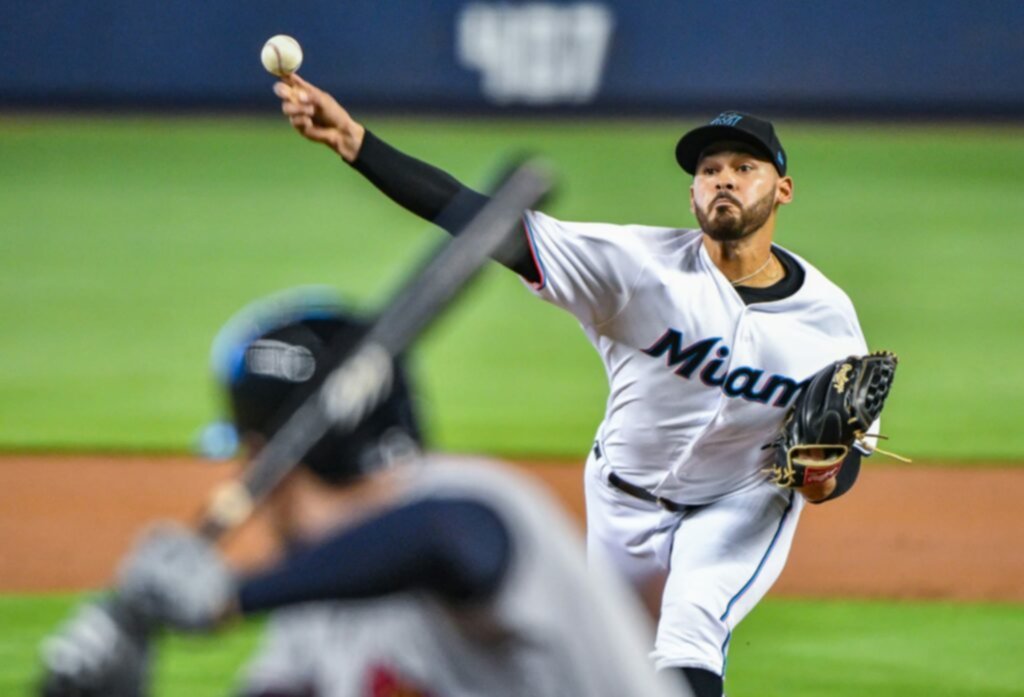 Carlos Carrasco y Pablo López tendrán duelo de venezolanos Carlos Carrasco y Pablo López tendrán duelo de venezolanos