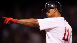 Rafael Devers seguirá llevando las Medias Rojas en Boston