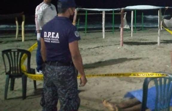 Hombre muere ahogado en Playa Escondida Hombre muere ahogado en Playa Escondida