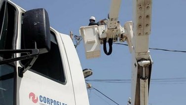 Corpoelec realiza mantenimiento eléctrico en el estado Carabobo