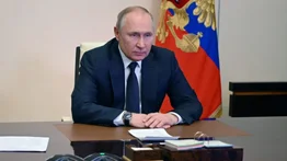 Putin acusa a Ucrania de "retrasar" las negociaciones