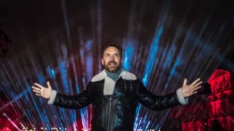David Guetta produce vídeo musical para difundir alegría en el mundo