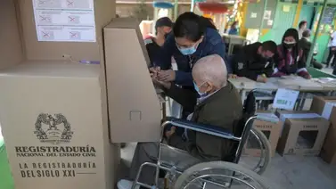 Cierran colegios electorales de Colombia después de horas de votación Cierran colegios electorales de Colombia después de horas de votación