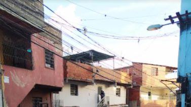 En El Nazareno de Petare tienen nueve meses sin transporte público
