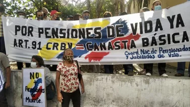 Jubilados exigen pensiones acordes con el costo de la canasta alimentaria