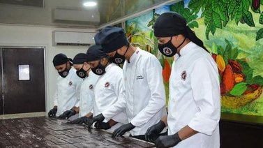Fundatierra prepara la línea de chocolate más larga del mundo