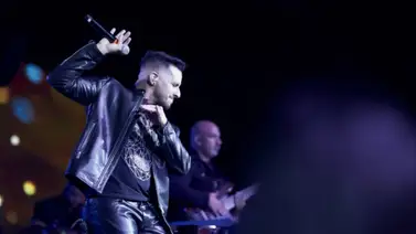 Roman “El Ro” va “Por ti” en un concierto nunca antes visto Roman “El Ro” va “Por ti” en un concierto nunca antes visto