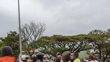 Vecinos de Petare protestan para exigir el servicio de agua