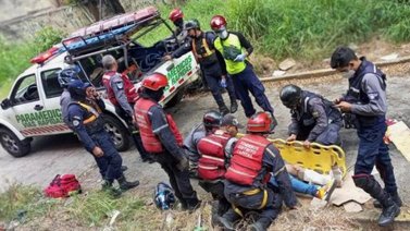Lanzan a comensal desde segundo piso por no pagar la cuenta en Caracas