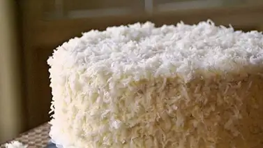 Torta de vainilla con naranja y coco Torta de vainilla con naranja y coco