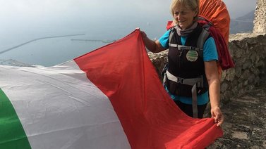 Una italiana de 72 años caminará de Venecia a Pekín