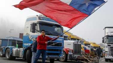 Camioneros chilenos anuncian el fin del bloqueo en Antofagasta