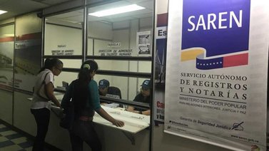 Alza de tasas en notarías frena venta de automóviles