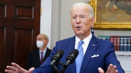 Biden pide a estadounidenses que abandonen Ucrania