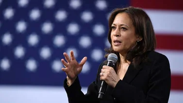 Kamala Harris llama a estadounidenses a "ver más allá de la crisis"