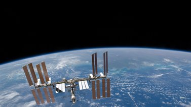 No mires arriba: la astropolítica y la privatización del espacio