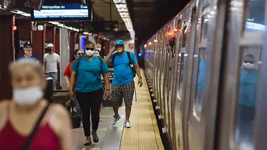 Nueva York elimina mandato de usar mascarilla en espacios cerrados Nueva York elimina mandato de usar mascarilla en espacios cerrados