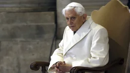Benedicto XVI pide perdón por abusos sexuales