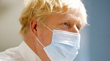 Johnson trata de pasar la página tras escándalo "party gate"