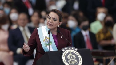 Presidenta de Honduras da positivo por COVID-19