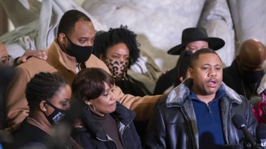 EEUU: Familia acusa a policía de "ejecutar" a Amir Locke
