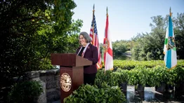 Miami-Dade dará una identificación a indocumentados