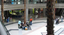 Centro Comercial El Recreo celebra el mes del amor