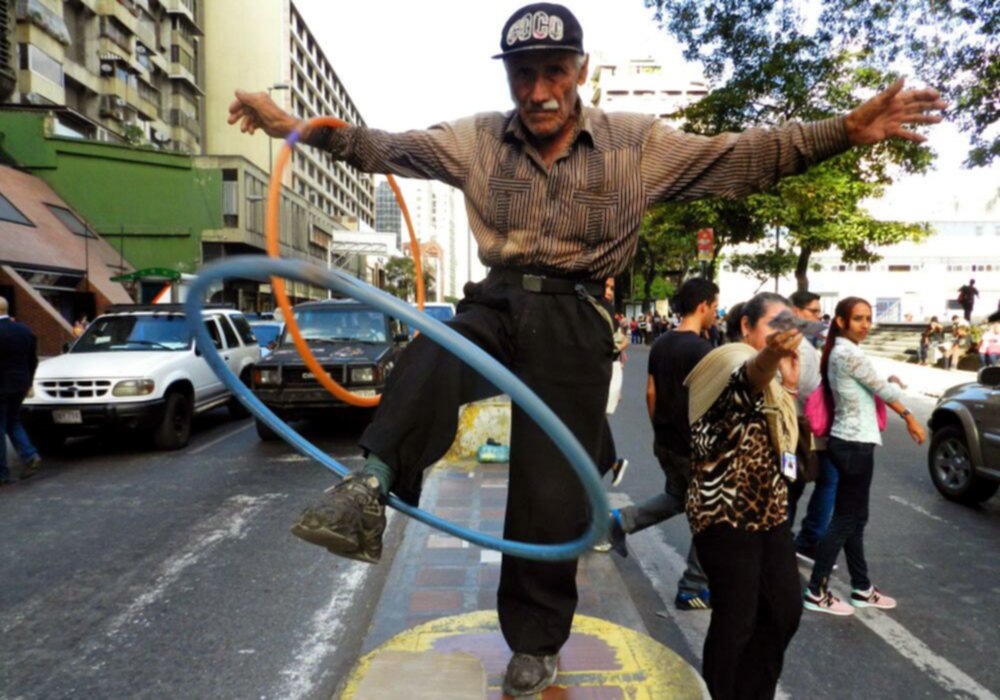 Estrenan “El señor de los hula hula” la historia de José Bestilleiro (+Video)