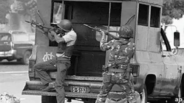 4F: El golpe de Estado fallido en Venezuela de 1992 4F: El golpe de Estado fallido en Venezuela de 1992