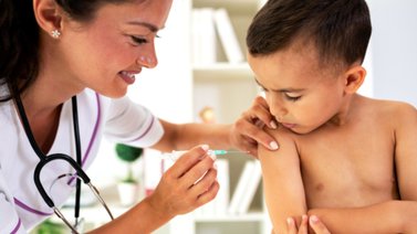 Panamá comienza inmunización en niños contra COVID-19