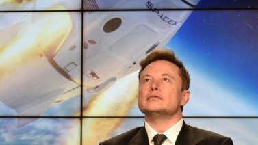 Musk bloquea en Twitter a un joven por no rastrear su avión