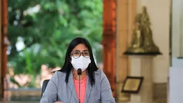 Delcy Rodríguez pidió reforzar medidas de bioseguridad ante incremento en casos de COVID