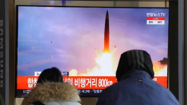 Corea del Norte dispara misil de largo alcance