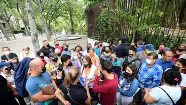 Quiosqueros hacen asamblea en Los Caobos (+Video) Quiosqueros hacen asamblea en Los Caobos (+Video)