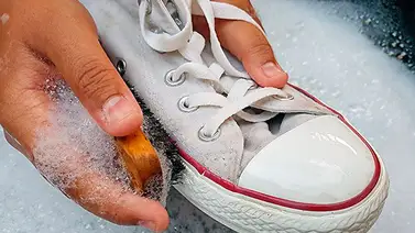 Cómo limpiar los zapatos deportivos Cómo limpiar los zapatos deportivos