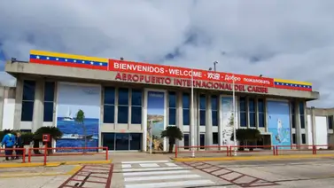 Nueva Esparta: Trabajadores del aeropuerto reciben vacuna de refuerzo Nueva Esparta: Trabajadores del aeropuerto reciben vacuna de refuerzo