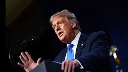 Trump pide a sus seguidores evitar la violencia antes de la investidura