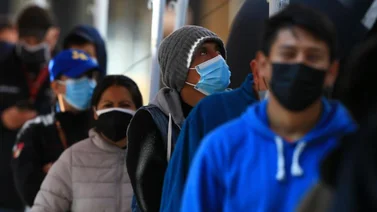 Ecuador descarta confinamiento pese a altos contagios